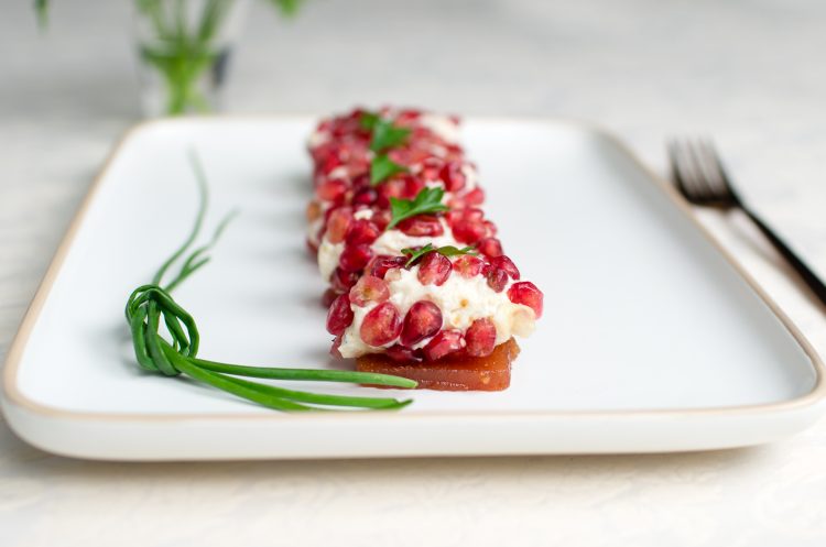 Montadito de membrillo queso y granada