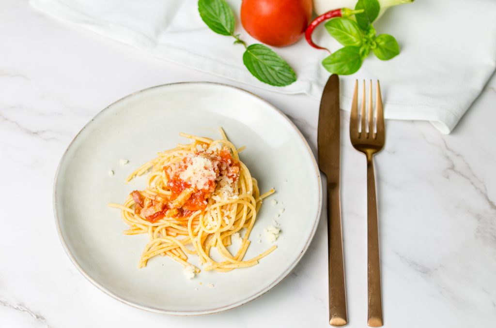 Espaguetis a la amitriciana