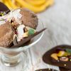 Helado de chocolate con galletas del músico